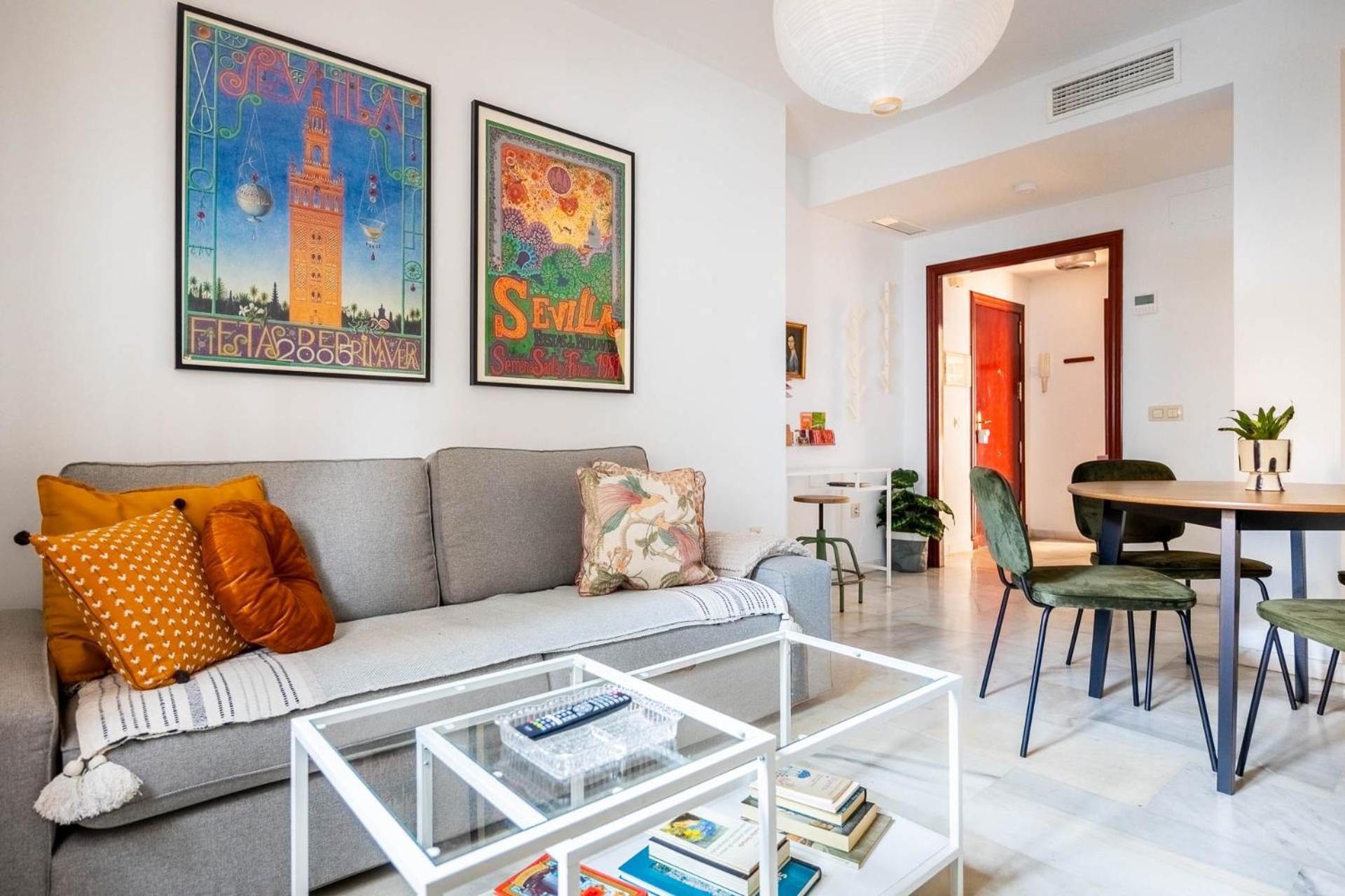 Piso Con Patio Privado Y Parking Nervion Sevilla Zewnętrze zdjęcie